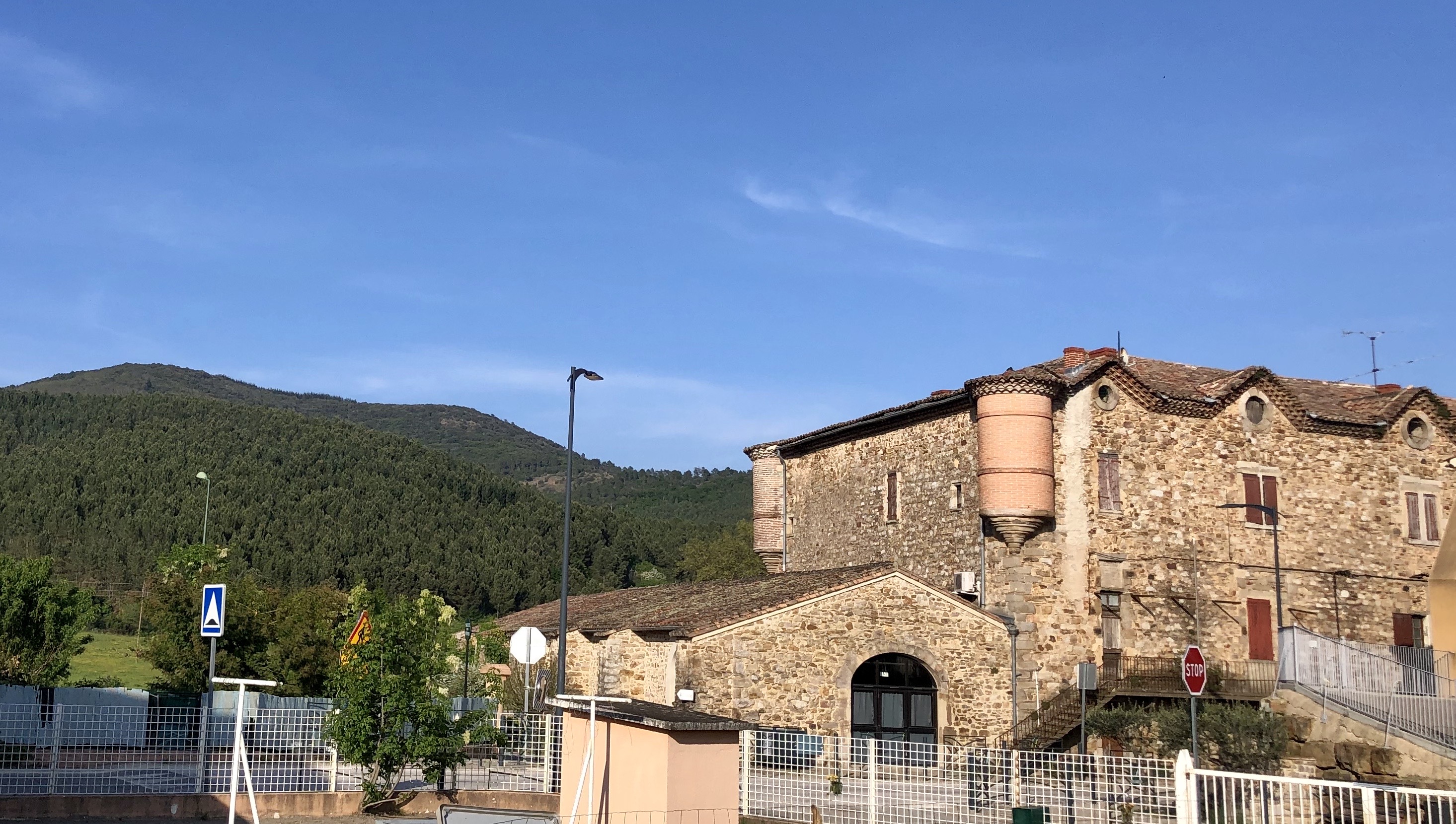 Vue du château du Pradel